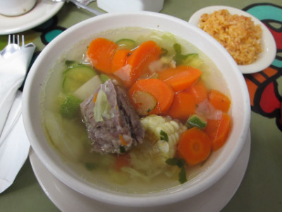 Caldo de res