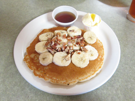 Banana nut pancakes