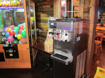 Ice cream machine