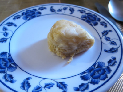 Pine nut baklava