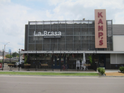 La Brasa next door to Kamps