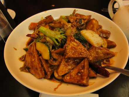 Family style tofu